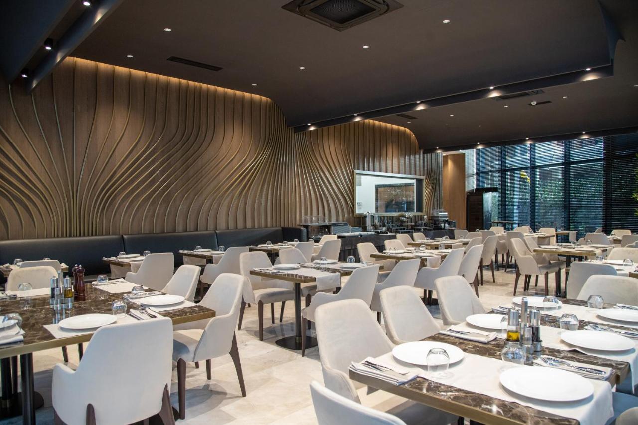 Hotel Elisa Tirana, Affiliated By Melia Exteriér fotografie
